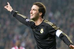 开云体育平台APP-当岭南醒狮遇见好莱坞星光，一场跨越现实的篮球传奇