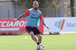 开云体育平台APP-罗马球员训练时受伤，是否能及时复出成疑