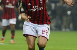 开云官方app入口-佛罗伦萨客场失分，陷入保级泥潭