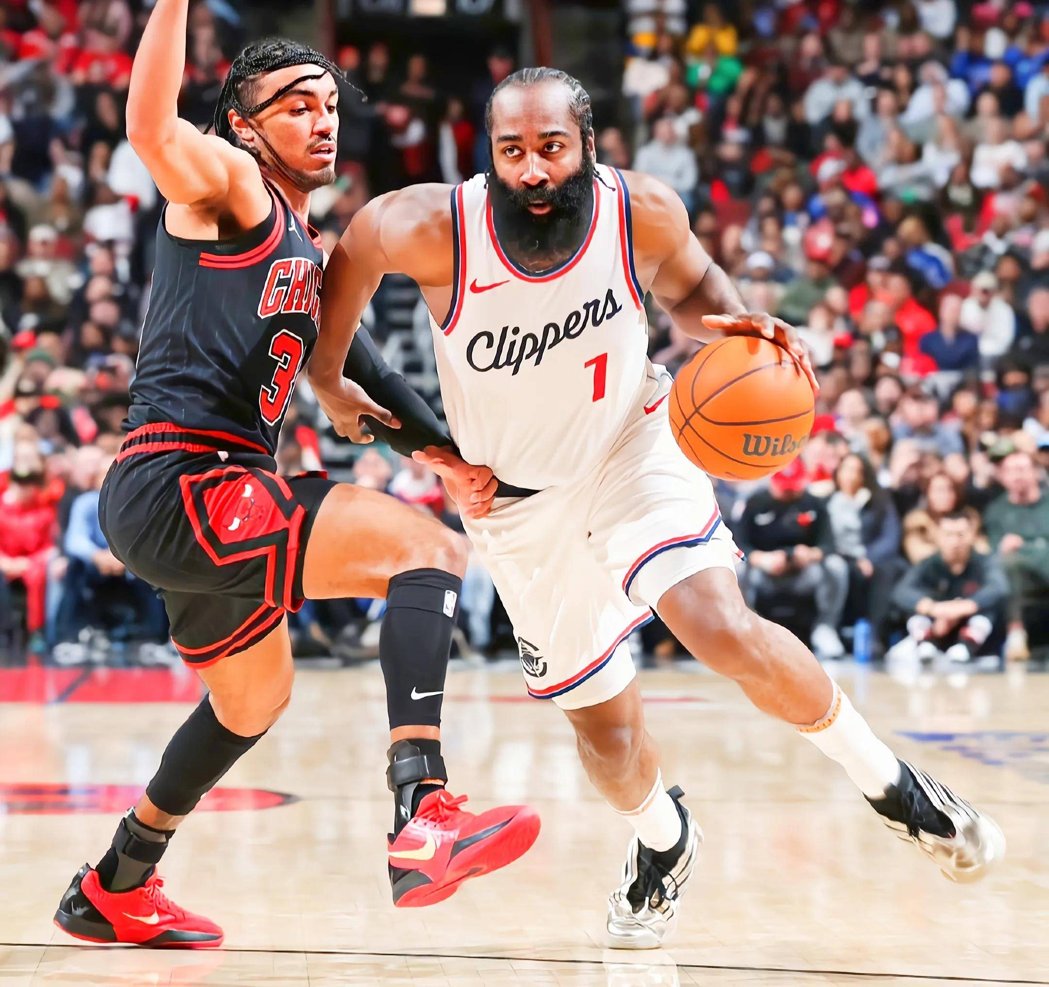 快船队惨败公牛再次失利