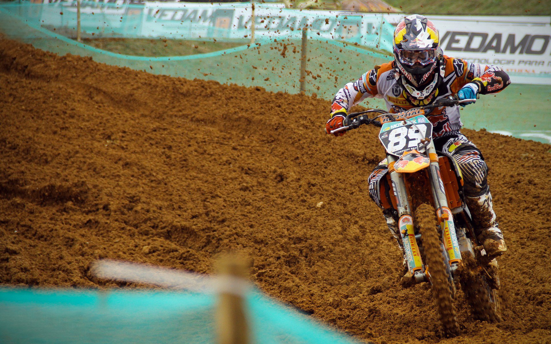 血色斜阳，伊布独舞之夜，瑞士军刀如何刺穿葡萄牙黄金幕布